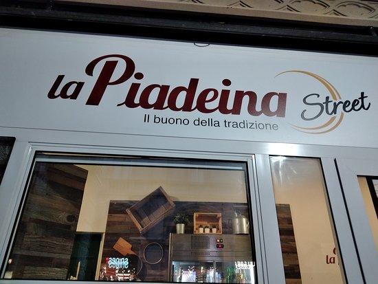 Piadineria la Piadeina Street